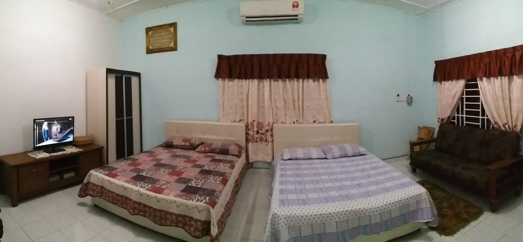 Dhia Irdina Homestay Paya Rewak Exterior photo
